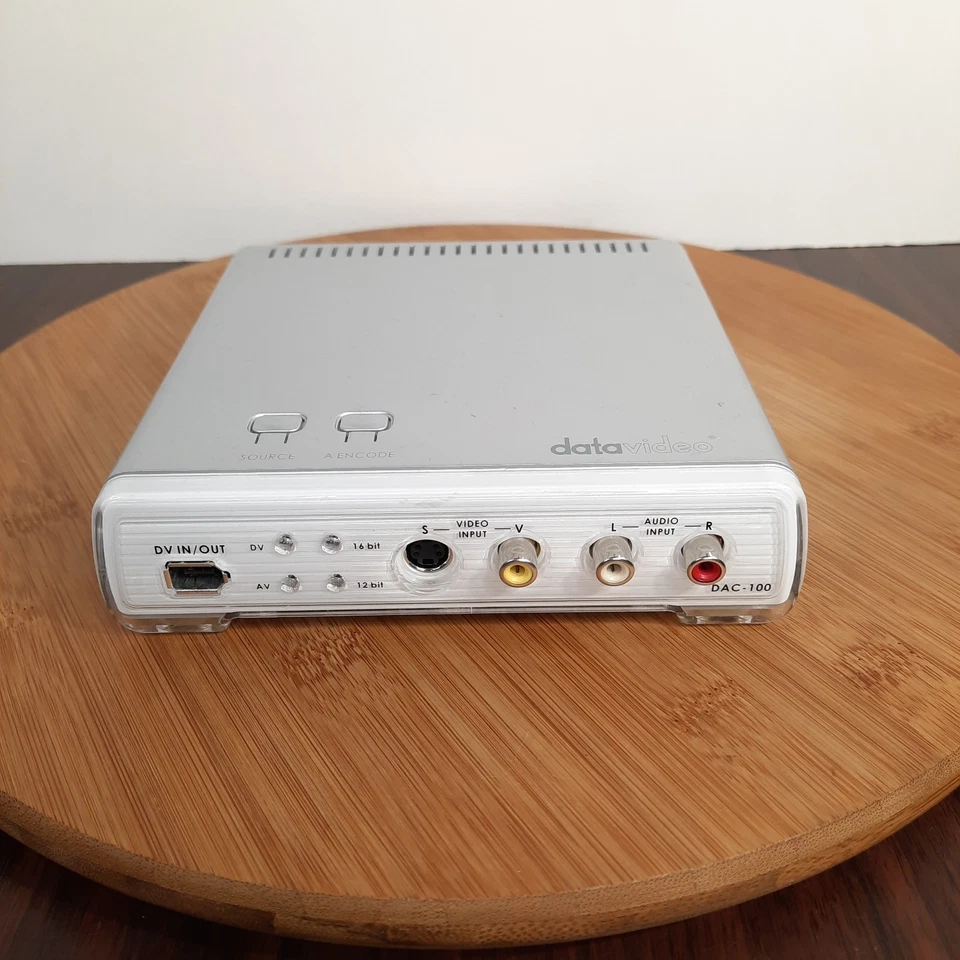 Convertidor de video digital compuesto bidireccional analógico a DV Datavideo DAC-100 Foto 2 de 4
