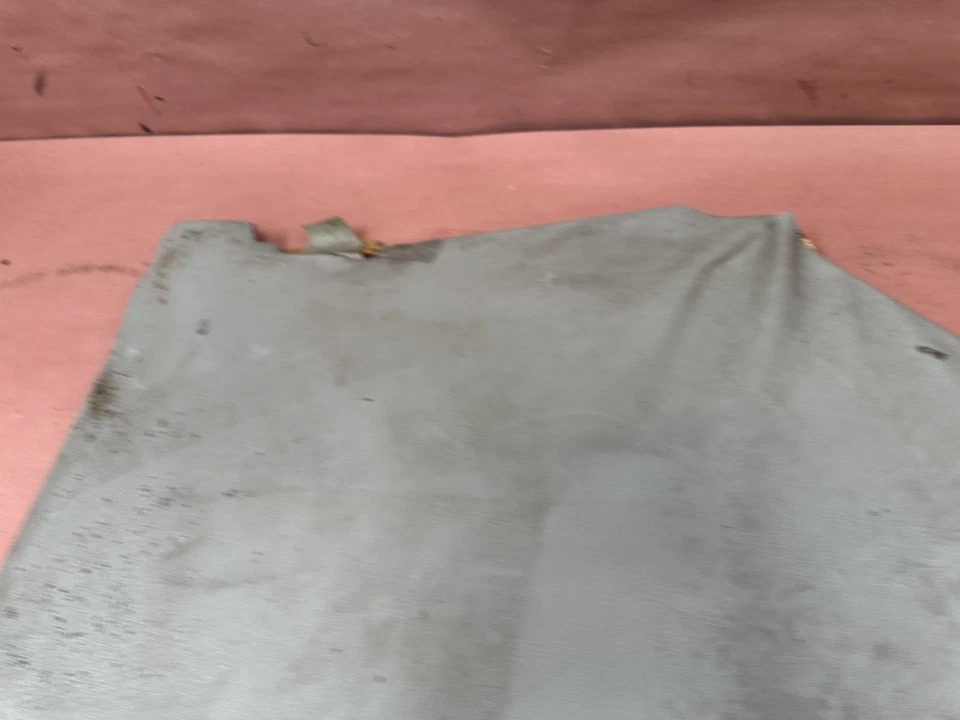 BMW 2002 1502-2002tii Rear Left Spare Tire Cover OEM 93K Miles - Image 3 of 4