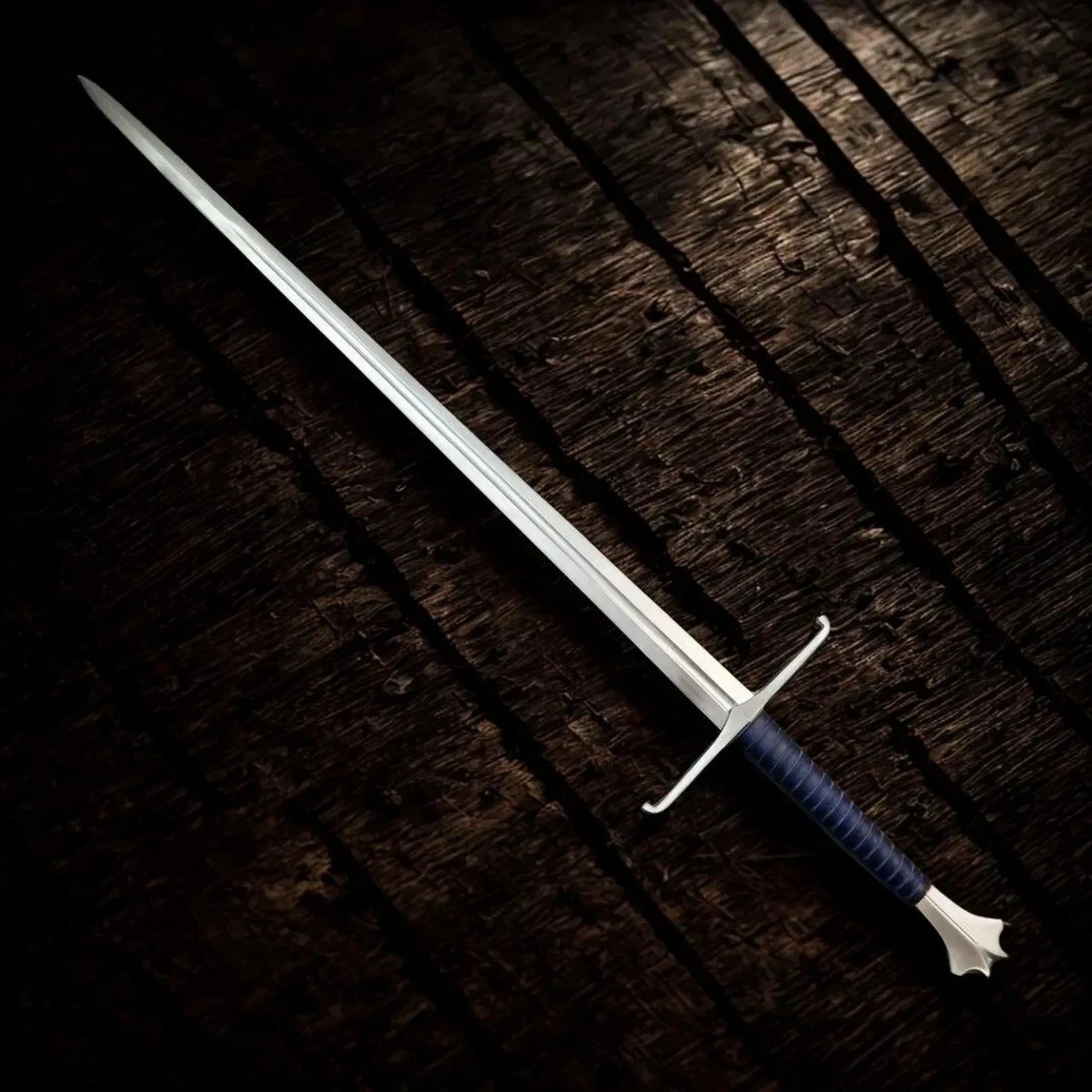 Custom Handmade high Carbon Steel Medieval hunting |survival Sword With Scabbard