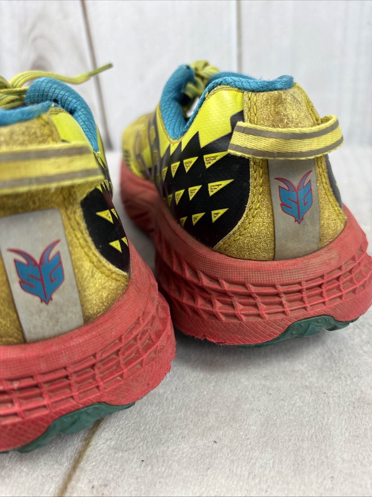 Hoka Speed Goat 2 Miles Men's Size 11 Running Shoes Athletic Sneakers thumbnail 4