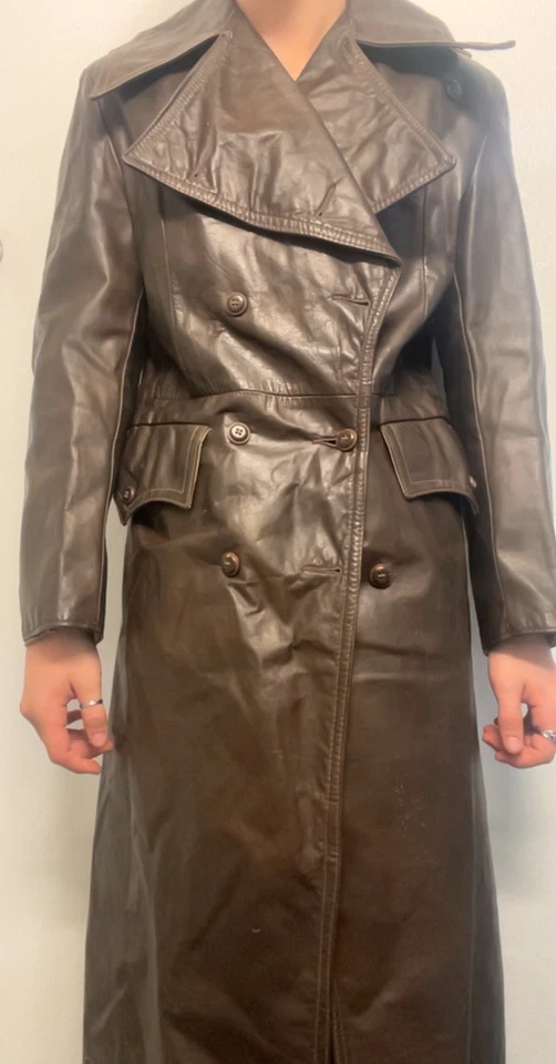 VINTAGE 60S MENS LEATHER TRENCH COAT - Image 3 of 4
