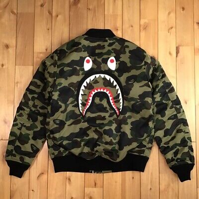 A BATHING APE GREEN SHARK M