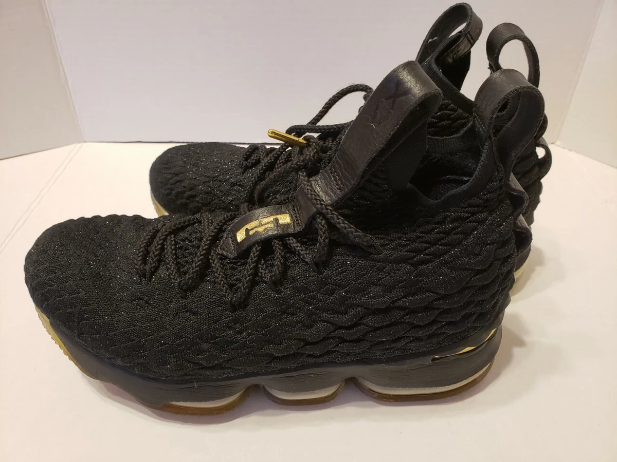 LeBron 15 Black Size 7 Youth &amp; 8.5 Ladies [922811-006] | eBay