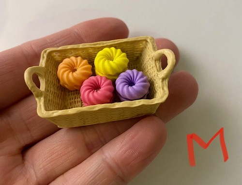 1:12 Food Market Dollhouse Miniature clay cookies cake dessert cupcake Baskets - Picture 14 of 23