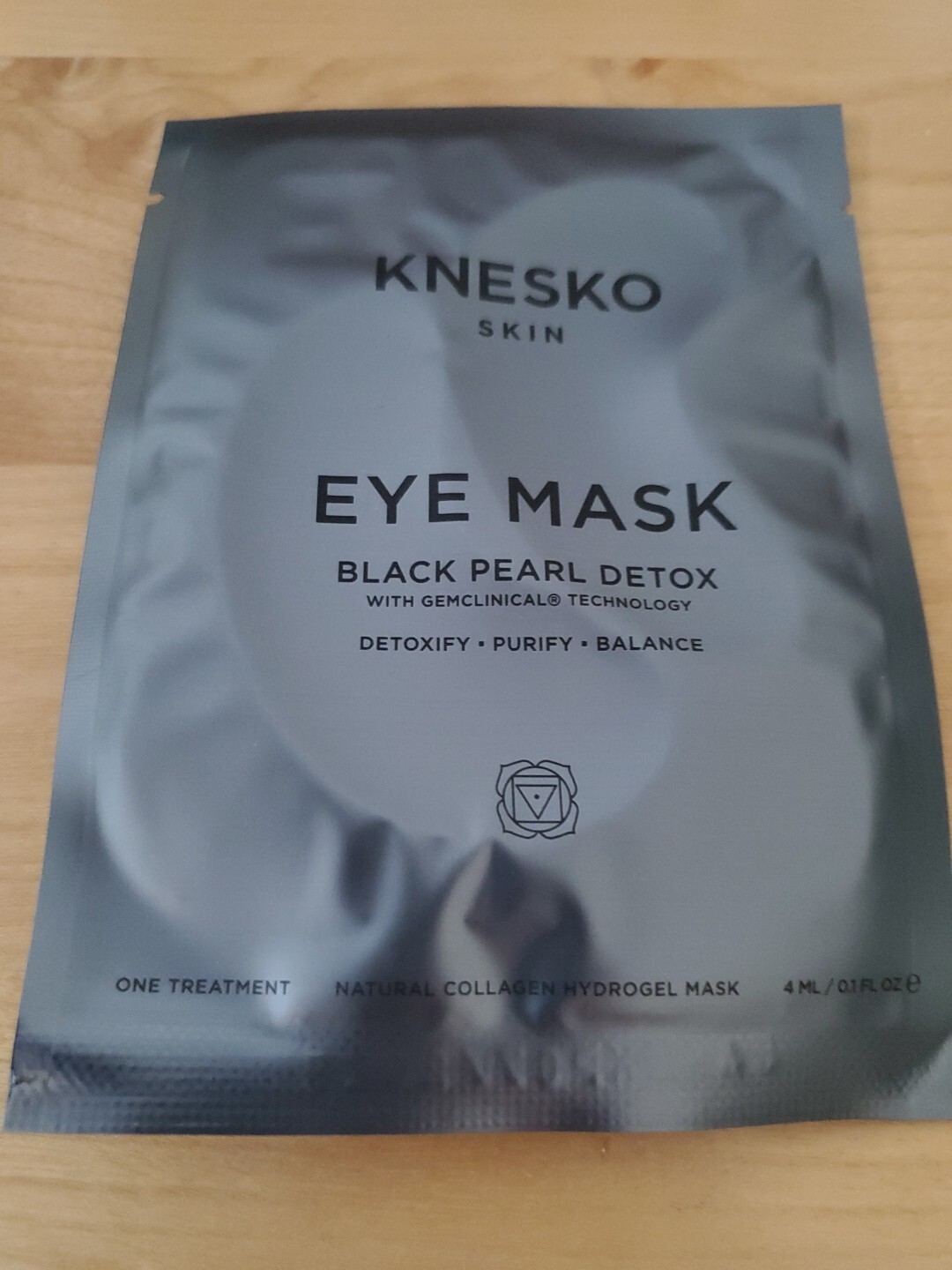 Knesko Skin Eye Mask Black Pearl Detox Collagen 1 Set 4ml/0.1oz New! Sealed! eBay