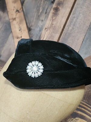VTG 40’s Black Velvet Rhinestones Fascinator Hat 1940s Black Velvet Beaded Soutache Birdcage Veil Femme  main image 3