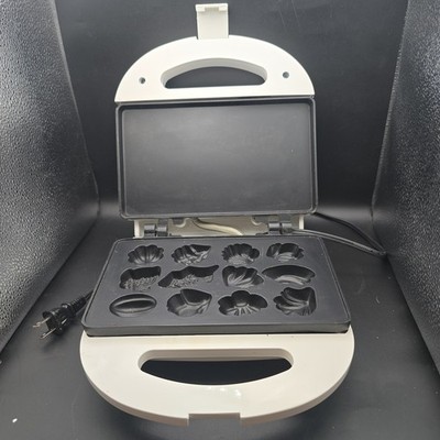Magic Chef Mini Waffle Maker White 12 Bite Size Snack Shapes TSK-258S