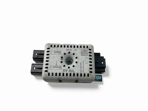 VW Antennenverstärker  5Q0035570