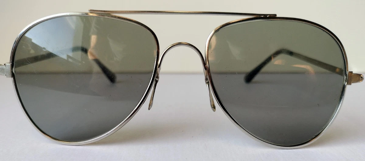 Foster Grant Silver Aviator Sunglasses for Women for sale | eBay display picture 2