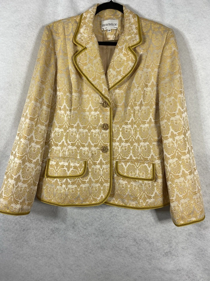 Traje Falda Lily & Taylor 2 Piezas Talla 16 Beige Dorado Blazer Botón Bordado Floral Foto 3 de 4