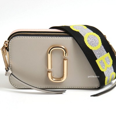 marc jacobs camera strap