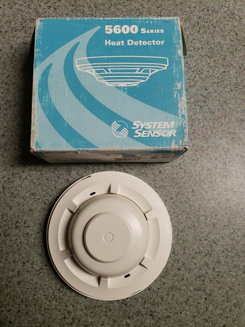 System Sensor Hardwired 2 wire 5600 Series Heat Detector ...