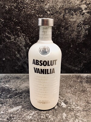 Absolut Vodka - Vanilia - Old Design - 0,7l -full & sealed - Rare - 40% Vol.