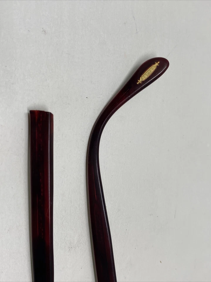 OLIVER PEOPLES OV 5161 1056 LUV RED 140mm TEMPLE ARM PARTS /M02 Foto 2 de 4