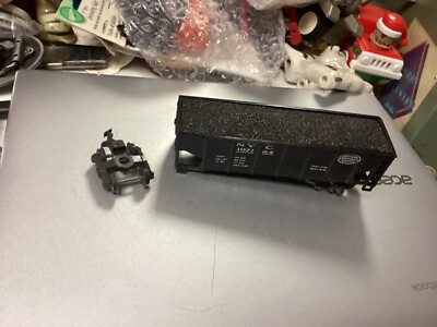 Fleischmann HO Scale New York Central NYC 107164 Hopper Train Car Railroad