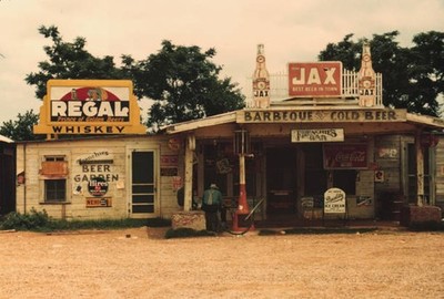Cross roads store bar juke joint gas station in cotton plantation - Old Photo 1