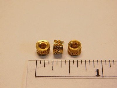 100 Tri Star / RAF Electronic Hardware 632X150H 6-32 Brass Threaded Inserts