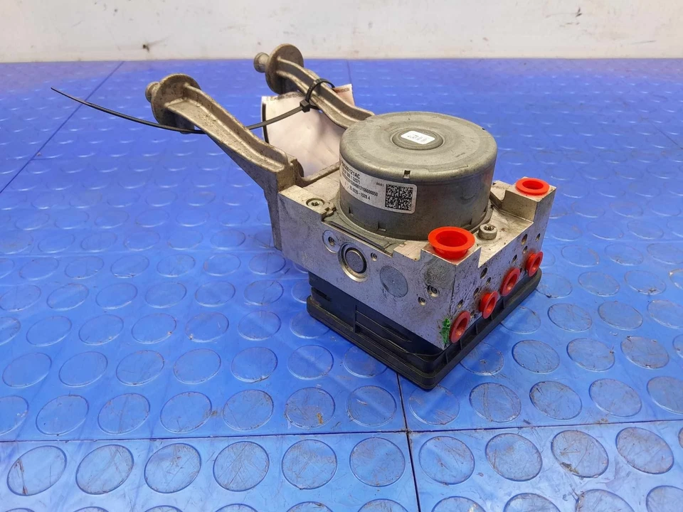 Conjunto modulador bomba de freno antibloqueo ABS Dodge Charger 15-23 OEM 68500121AC Foto 2 de 4