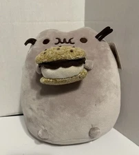 NWT! Pusheen S’mores Plush RARE 2018 It’Sugar Exclusive Gund Cat Holding S’more