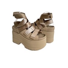 UGG GOLDENRISE MUSTARD SEED STRAPPY PLATFORM SANDALS US 8 / EU 39 / UK 6