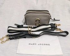 Marc Jacobs Snapshot 21 Pebbled Leather Crossbody Grey/Brown-Black Dual Zip 