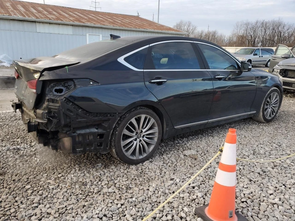 Used Right Headlight Assembly fits: 2017 Genesis G80 xenon HID Right Grade B - Image 4 of 4