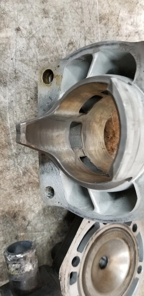 ARCTIC CAT 1995 ZRT 600 594 CYLINDER AND HEAD 95 96 97 98 99 00 RW3515 - Image 4 of 4