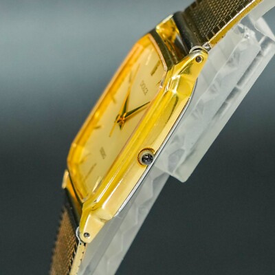 Vintage 1984 SEIKO Dolce 8N41-5160 Gold Square Tank Shape New Batt