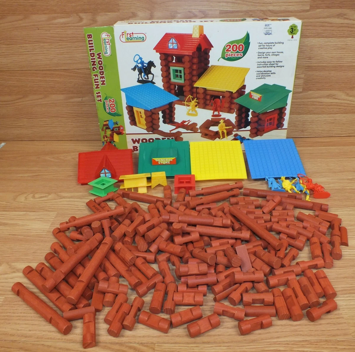 200 Piece Wood Blocks Set