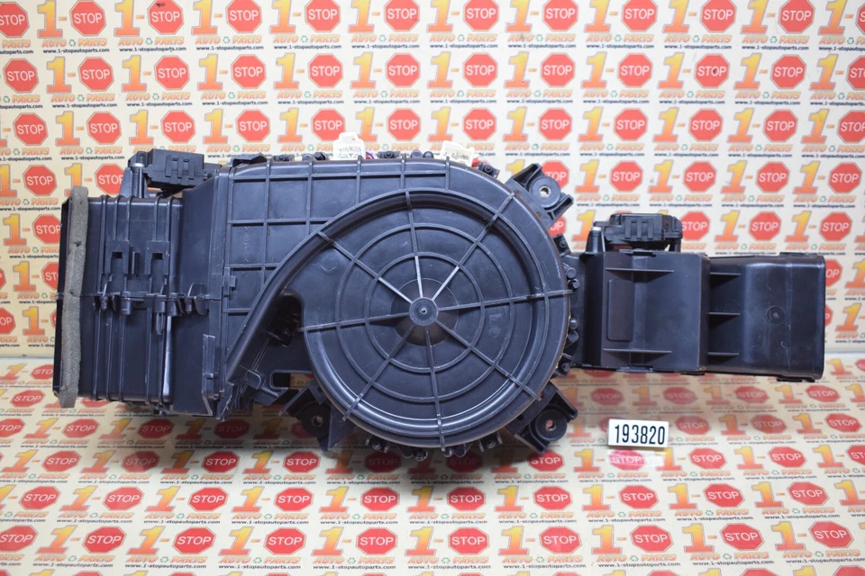 2017 Nissan Pathfinder console central ventilador conjunto de motor 27413-9NJ0A FABRICANTE DE EQUIPAMENTO ORIGINAL - Imagem 2 de 4