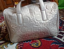 Calvin Klein Bauletto, Borsa A