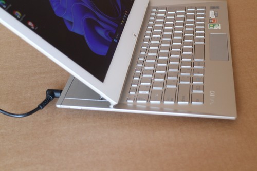 SONY VAIO TRANSFORMER PC MADE IN JAPAN RARE UNIQUE RAPIDE i5 SSD GREAT CONDITION - Imagen 4 de 24