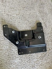 2024 Ford F-150 Raptor Bumper Mount Bracket Mlv3-17b98-4ab 2024 Ford F-150 Raptor Bumper Mount Bracket Mlv3-17b98-4ab