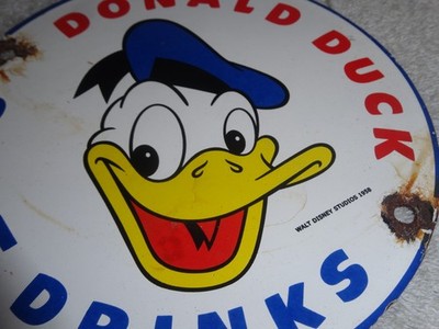 VINTAGE 1958 DONALD DUCK SOFT DRINKS SODA COLA PORCELAIN METAL WALT DISNEY SIGN!