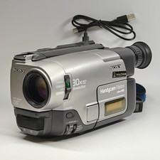 Sony Handycam Vision CCD-TRV64E Hi8 Tape Camcorder 2.5" LCD 15x Zoom  Charger