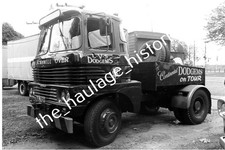 THH Truck Photos - Scammell - L.V.S. Dodgems On Tour Amusements Fun Fair.