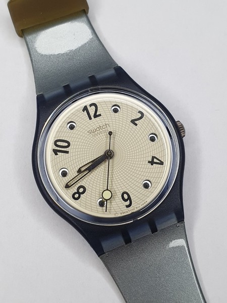 Swatch Grauer GN146 - funktioniert - 34mm