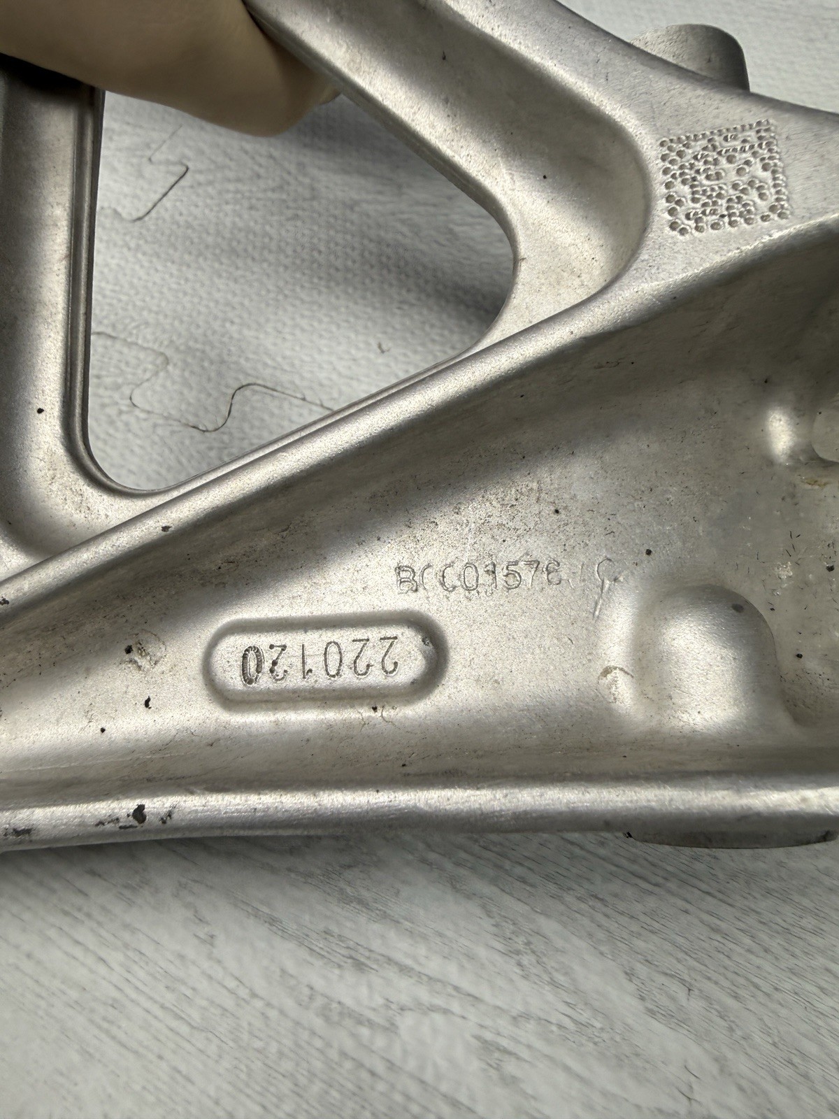 Front Right Lower Control Arm 896441 OEM Ferrari 296 GTB GTS F171 SF90