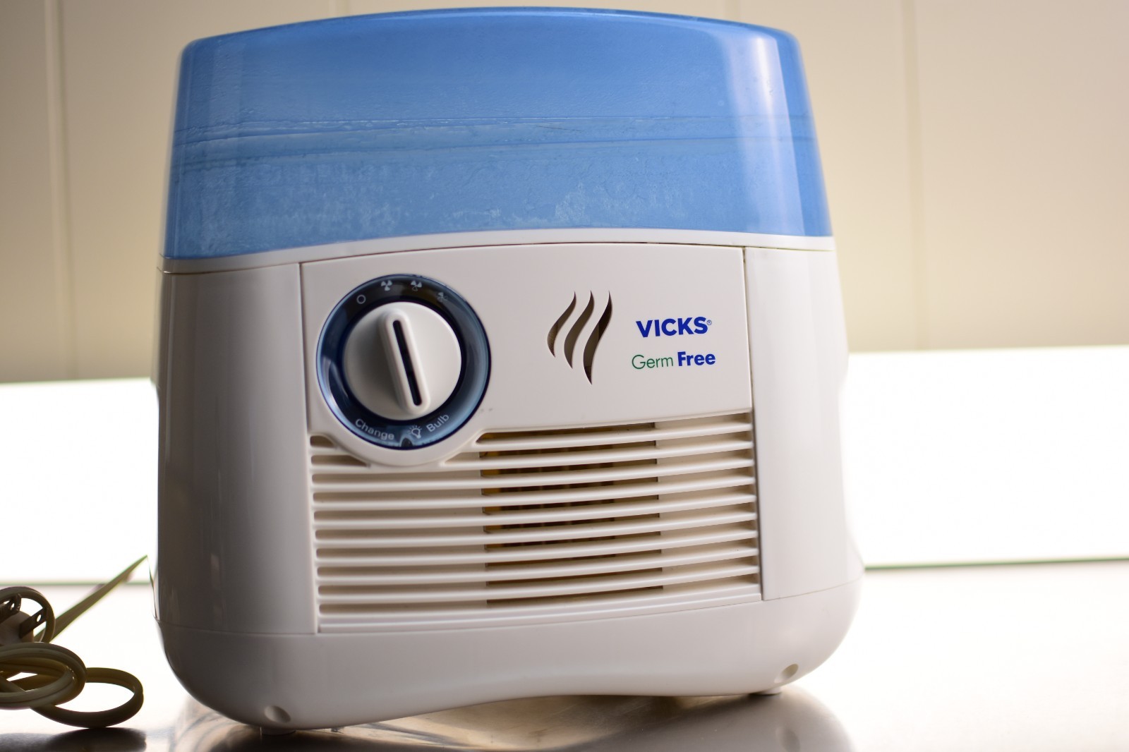 Vicks Germ Free Cool Mist Humidifier