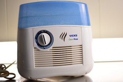 Vicks Germ Free Cool Mist Humidifier