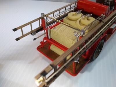 Franklin Mint - 1922 Ahrens-Fox R-K-4 Pumper Firetruck - Diecast