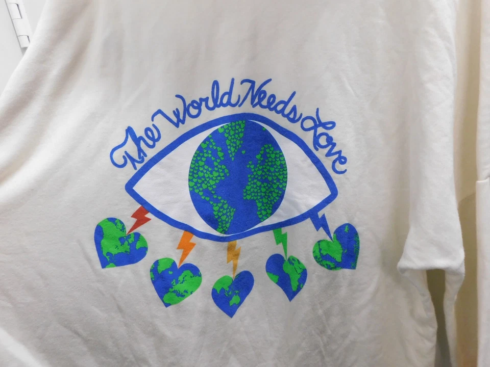 Sudadera con Capucha Lauren Moshi Lila World Eye Love Blanco Leche Tejido Suave $198rt Talla L Foto 4 de 4