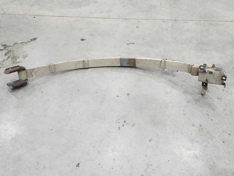 Задние листовые пружины в сборе 5 листьев для Cadillac Seville 1976-1979 годов выпуска от оригинального производителя 01607830 - Изображение 4 из 4