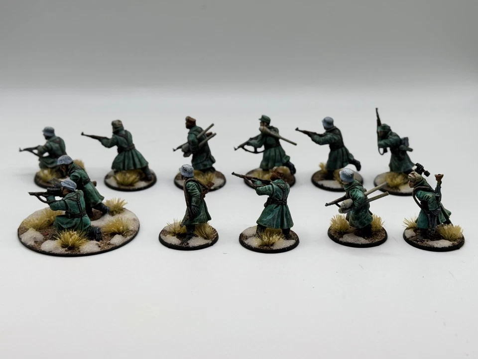 1/56 , 28mm Warlord Games Bolt action Germans Winter Infantry squad painted - Image 4 of 4