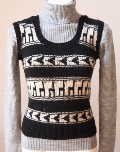 Super Cute Vintage ALPACA Sweater Vest 