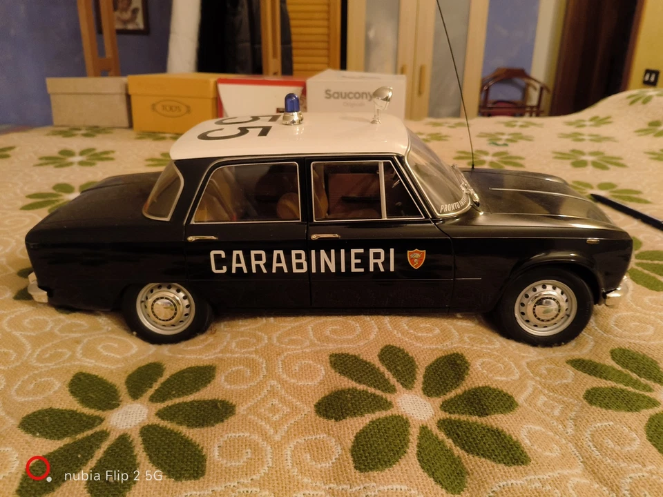 ALFA ROMEO GIULIA CARABINIERI 1/8 HACHETTE - Immagine 2 di 4