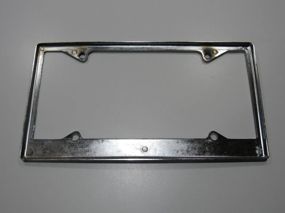 超罕见 NOS Gotelli Speed Shop S 旧金山 CA 金属车牌架 — 第 4/4 张图片