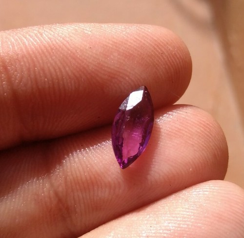1.94Cts Umbalite Garnet from Tanzania! Striking Mix of Maroon Purple and Magenta - Picture 10 of 12