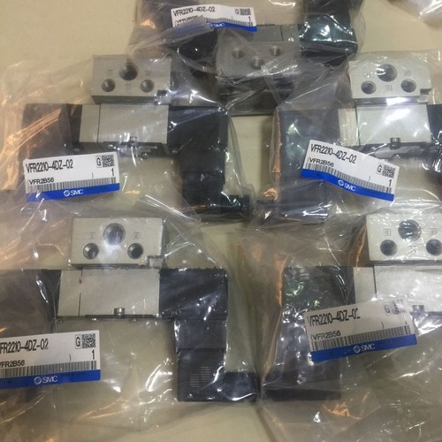 1PCS NEW SMC VFR3100-5FZ VFR2210-4DZ-02 solenoid valve - Picture 2 of 4