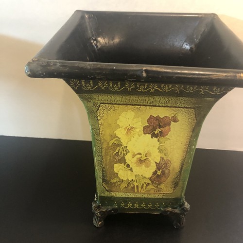 Decorative Planters (2) Footed Red Floral Toile 9” x 7” T Some Imperfections - Picture 8 of 13